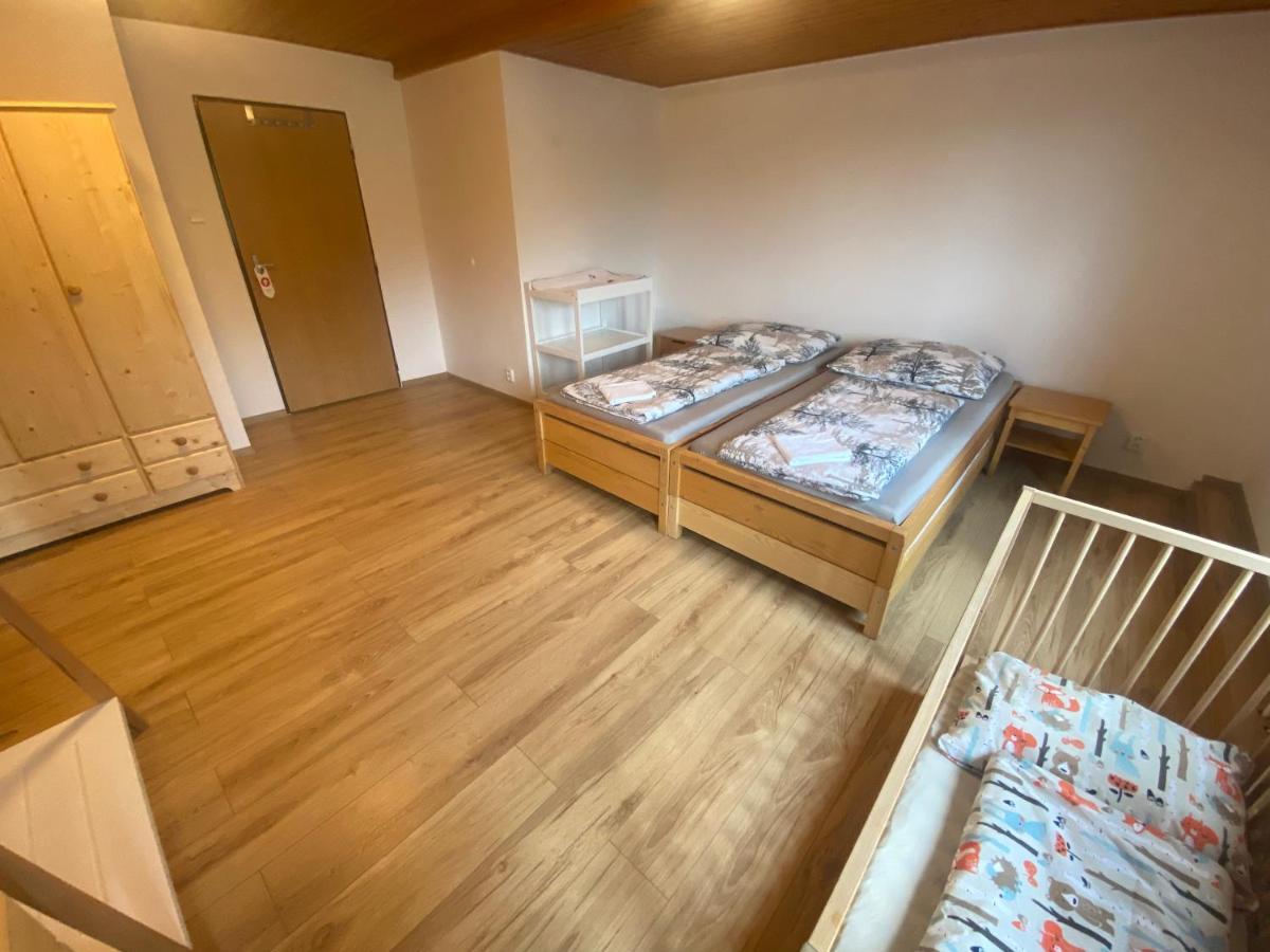 יוזפוב דול Hotel Peklo Pro Rodiny S Detmi מראה חיצוני תמונה